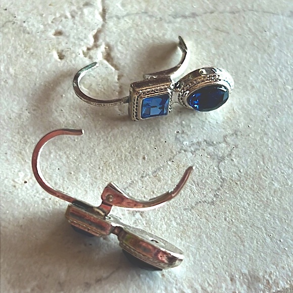 Bi-Colored Blue Rhinestone Earrings. - Picture 3 of 8